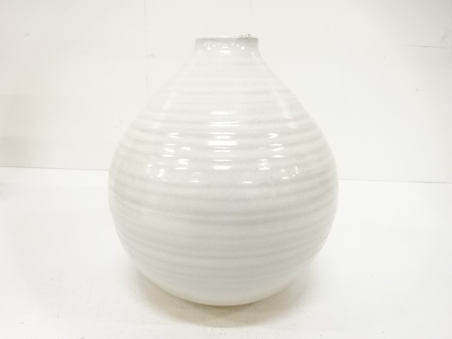  萩焼　波多野善蔵造　白釉　壺